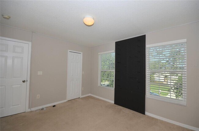 Building Photo - 1625 Emerald Hill Way