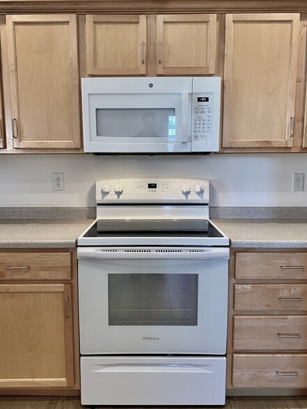 Building Photo - 2918 N 1310 W