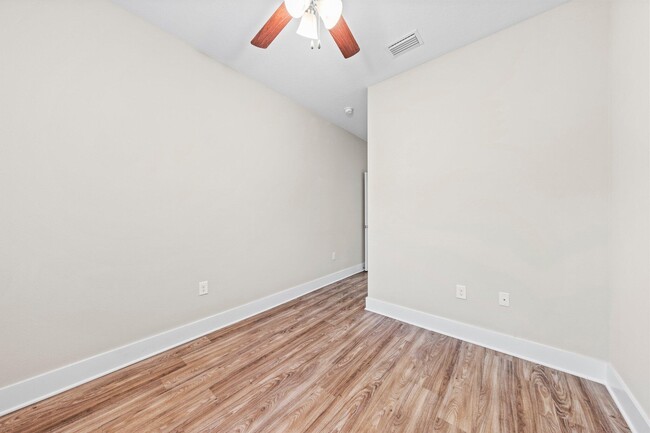 Building Photo - 246 N Sand Palm Rd