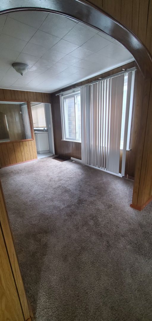 Building Photo - 4438 Sheridan - Vaibhav Mukund Pachalla