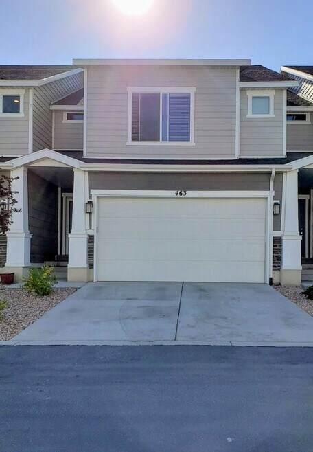 Building Photo - 463 S Fox Chase Ln