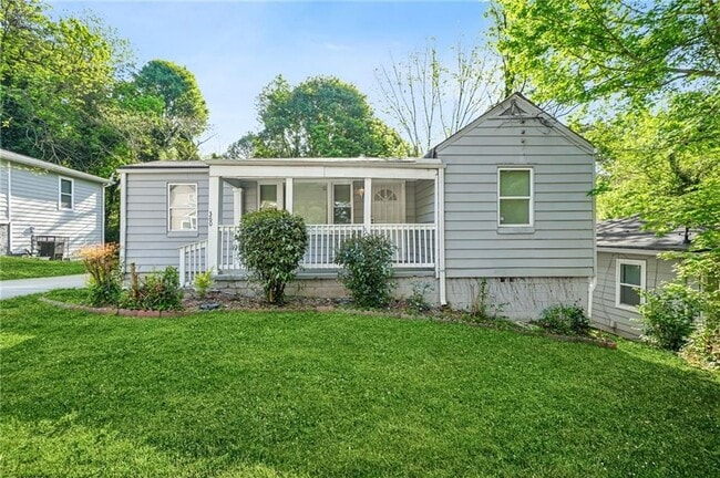 Building Photo - 360 Betsy Ave SW