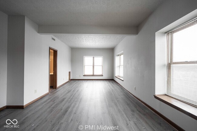 Building Photo - 3707 N Meridian St
