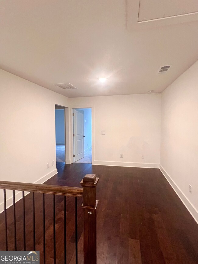 Building Photo - 113 N Auburn Landing Pl