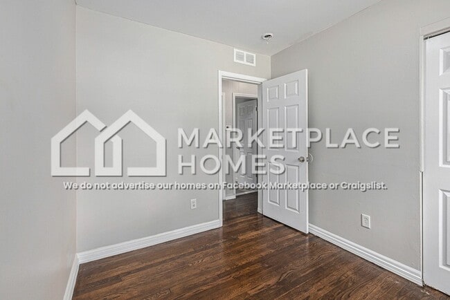 Building Photo - 590 Calder Ave