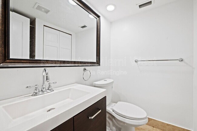 Building Photo - 4332 SW 148th Pl