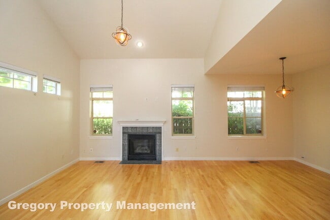 Building Photo - 15720 NE 95th Way