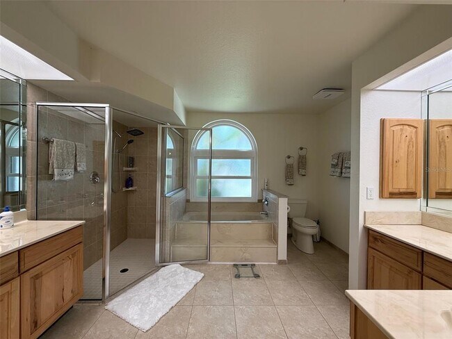 Building Photo - 17315 Sabrina Cir