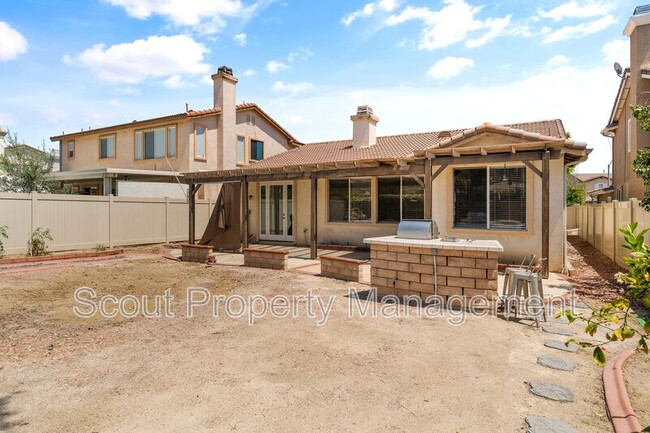 Building Photo - 37775 Amber Ln