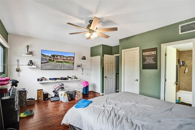 Building Photo - 4736 NW 90th Ave