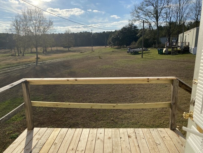 Building Photo - 47 Batson Rd