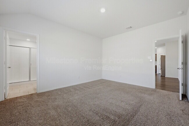 Building Photo - 3311 Brookstone Dr