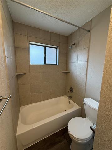 Building Photo - 5047 Hollow Ridge Rd