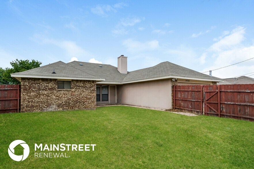 Building Photo - 1014 Brookhaven Dr