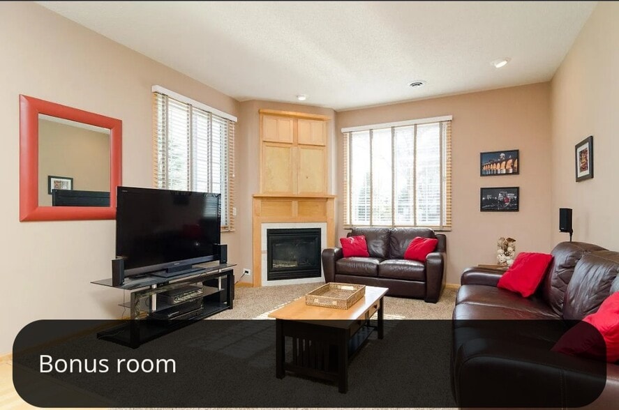 Building Photo - 17756 96th Ave N