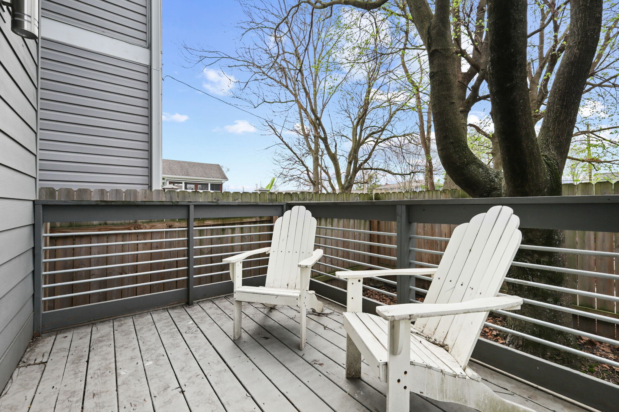 Building Photo - 2464 Broadway St