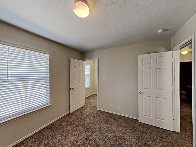 Building Photo - 2727 Point Sur