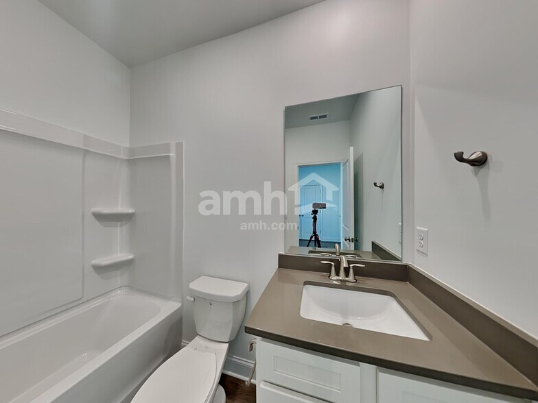 Building Photo - 1365 Soapstone Rd