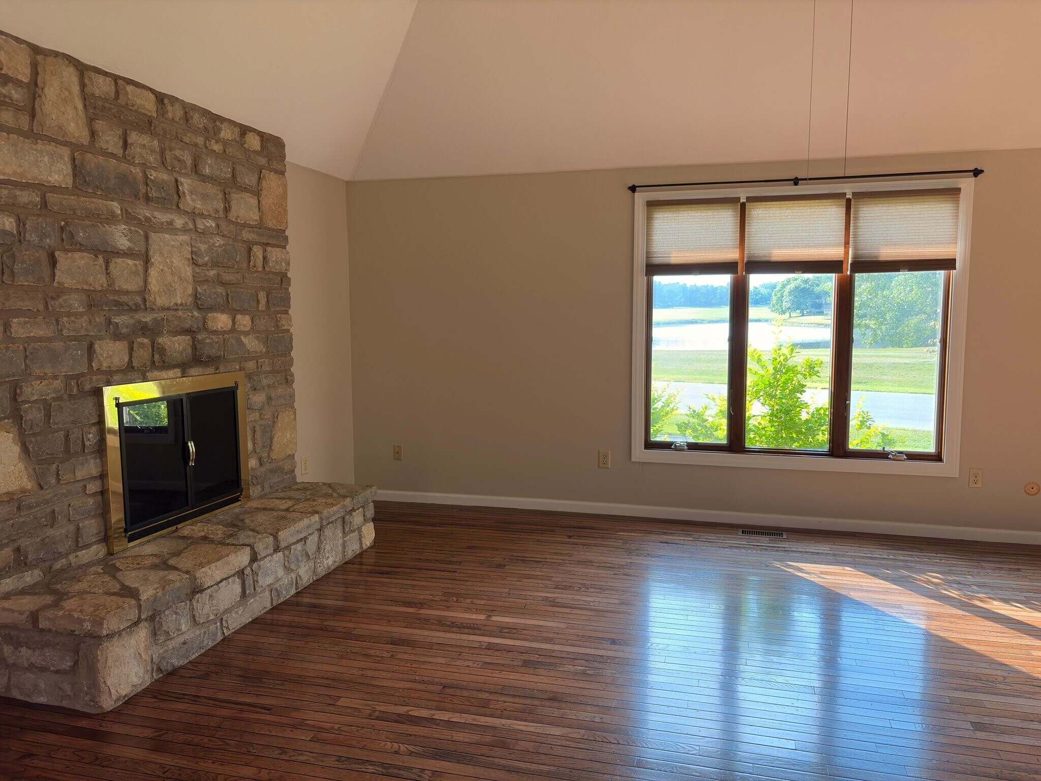 Building Photo - 5990 Kirkwall Ct W