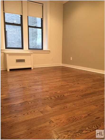 Building Photo - EASTERN PARKWAY / Crown Heights 1-Bed 1-Bath