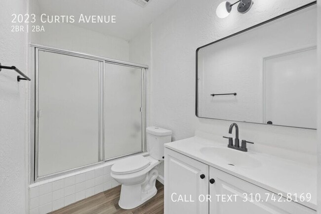 Building Photo - 2023 Curtis Ave