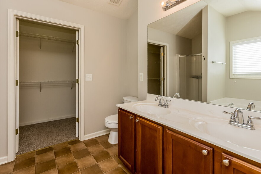 Building Photo - 507 Sapphire Valley Ln