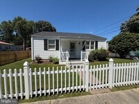 Building Photo - 520 Taggart St