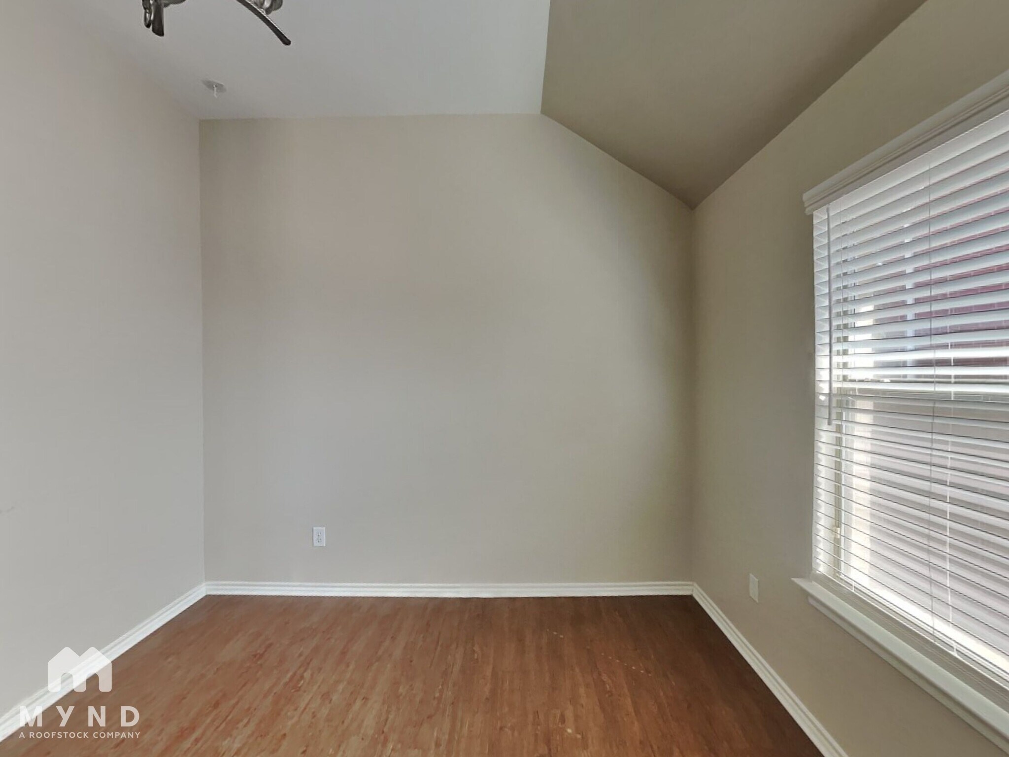 Building Photo - 10224 Ash Creek Ln