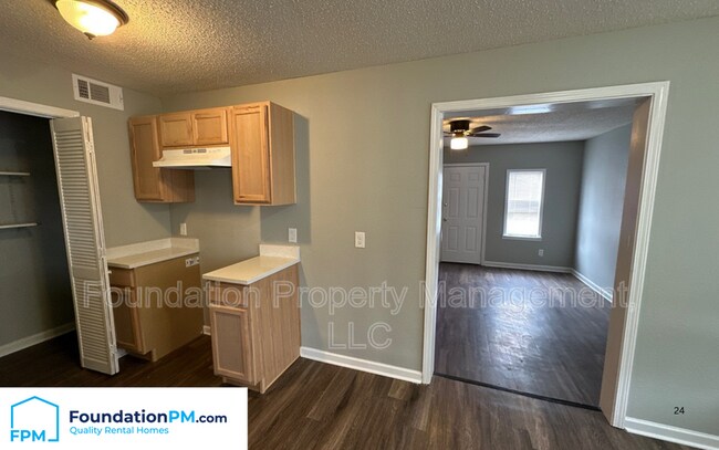 Building Photo - 30 Windsor Rd