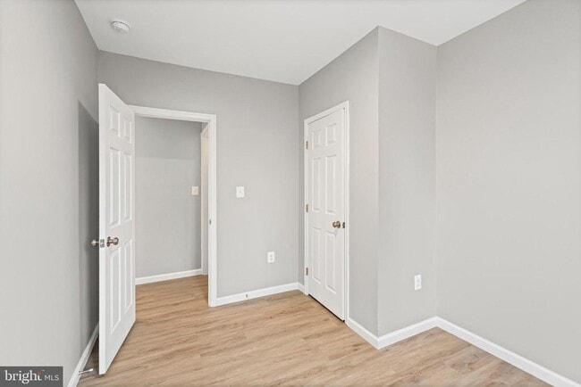 Building Photo - 3034 Arunah Ave