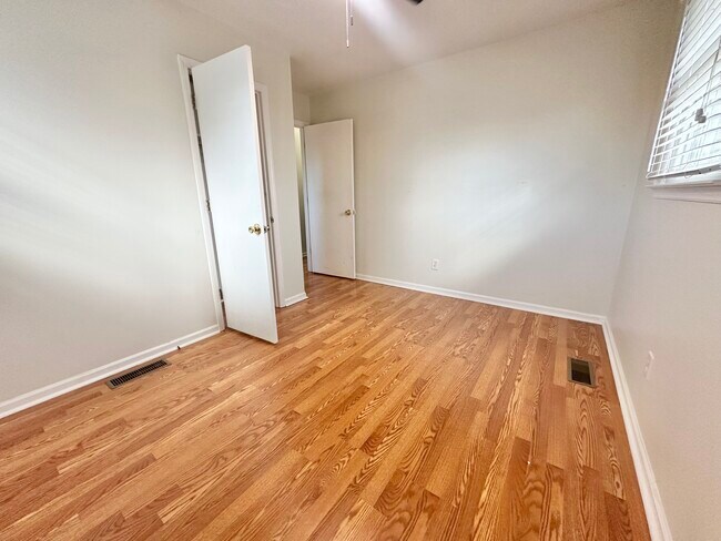 Building Photo - 3935 Elkton Trail