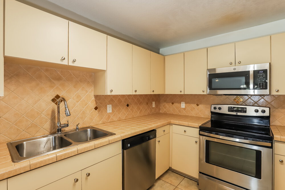 Building Photo - 10326 Summerview Cir