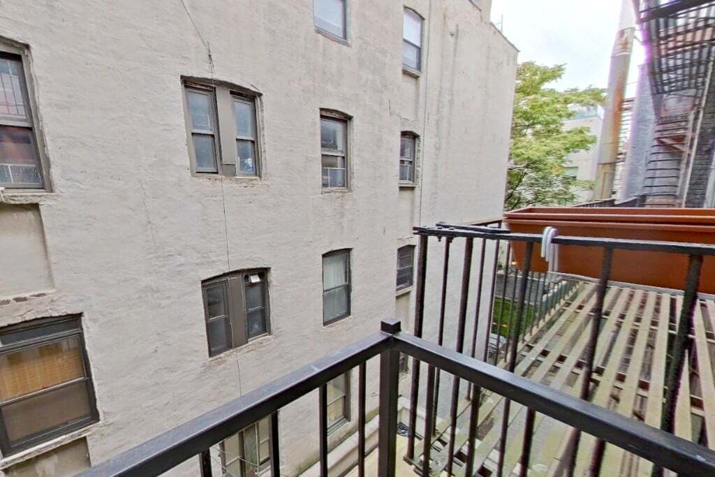Building Photo - 40 Avenue B