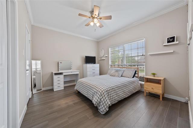 Building Photo - 10520 Canyon Lake View