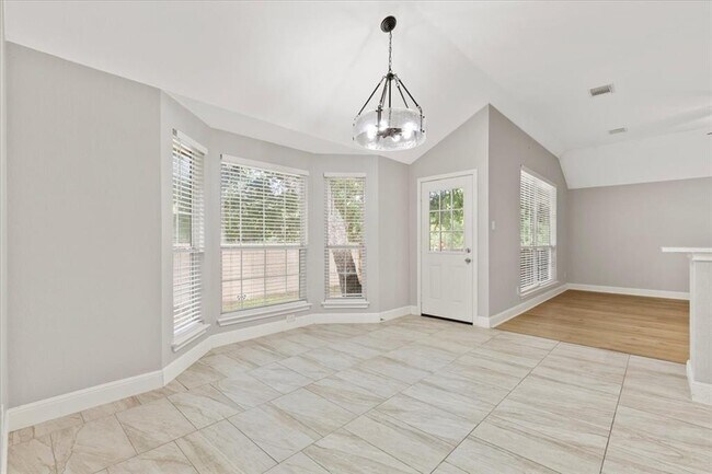 Building Photo - 4000 Witte Cove