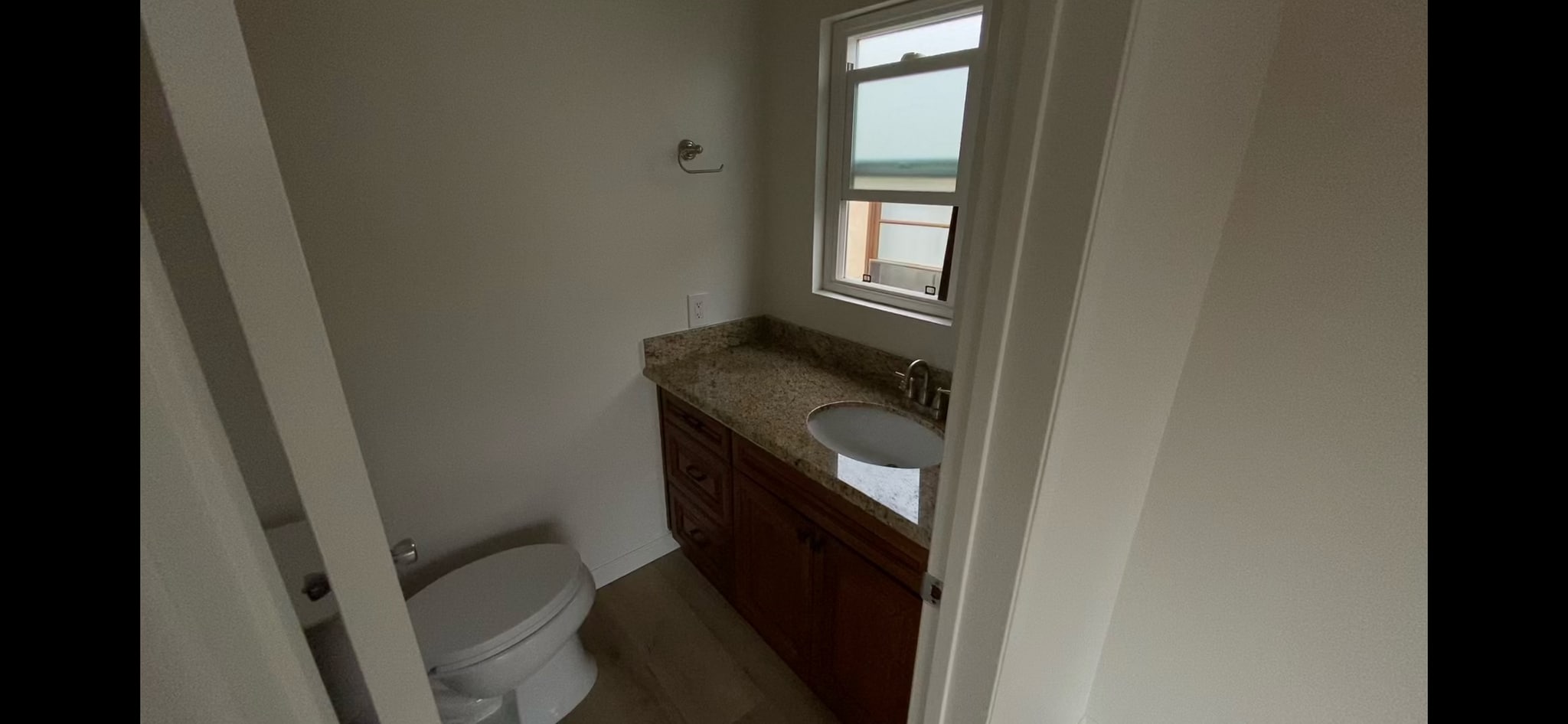 Bedroom #1 Full Bath W/Shower - 410 28th St