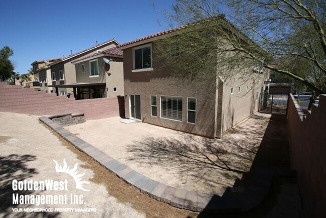 Building Photo - Gorgeous 4Bdm 2.5Ba Home in Southwest Las ...