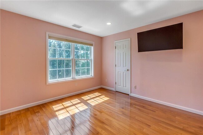 Building Photo - 1200 Half Moon Bay Dr