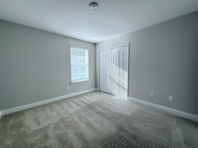 Building Photo - 23 Alagon Wy