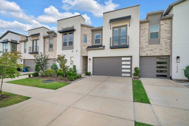 Building Photo - 16531 Lake Austin St