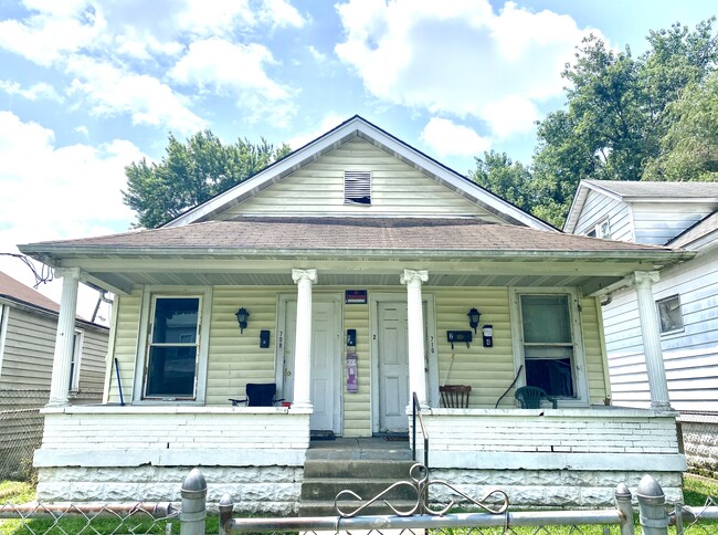 Primary Photo - 710 M St