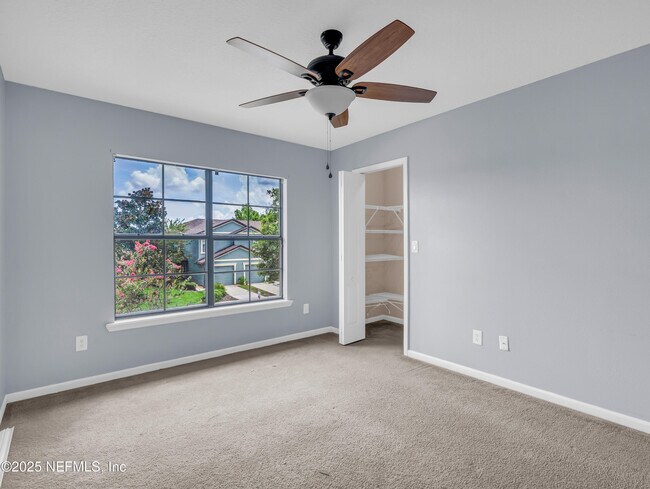 Building Photo - 422 Cabernet Pl