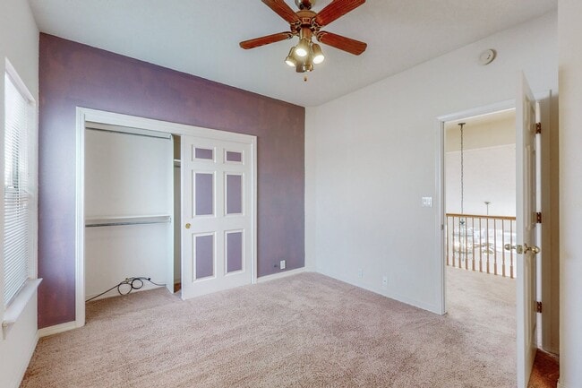 Building Photo - 2 story 4 bedroom