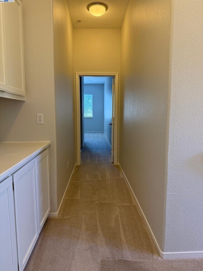 Building Photo - 1230 Sutter Creek Ln