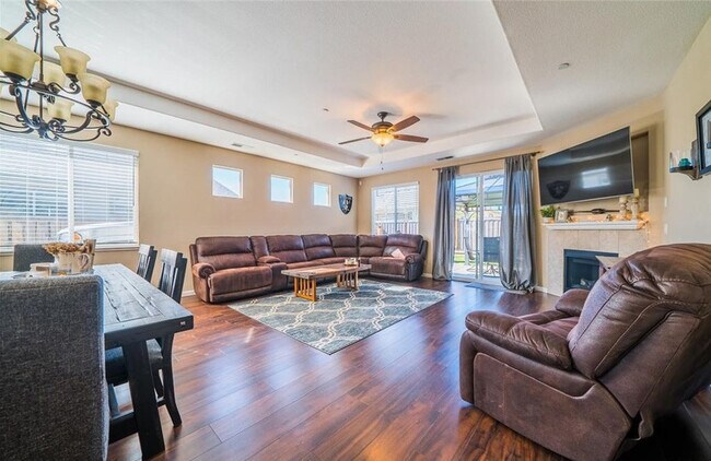 Building Photo - 3 Bedroom Home for Rent in Chico CA | Meadow Brook Ranch, Fireplace, Washer & Dryer