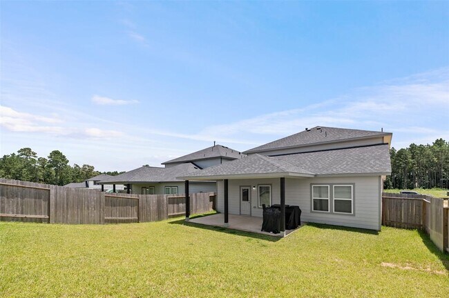 Building Photo - 5872 Strawflower Ln