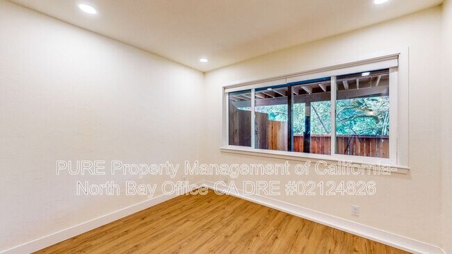 Building Photo - 11 Pedrini Wy