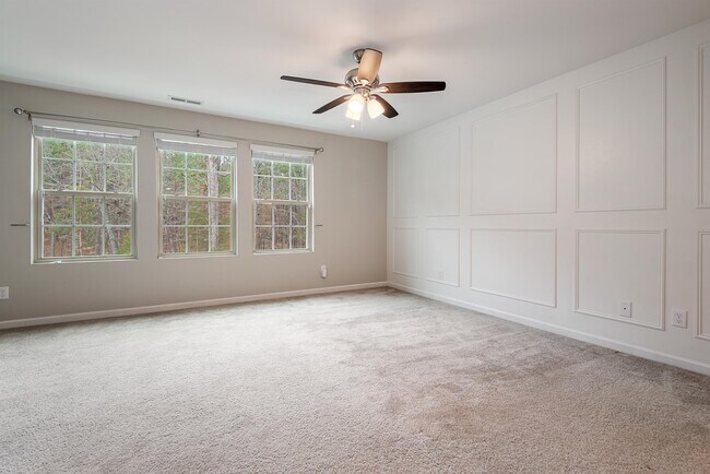 Building Photo - 426 Irving Way