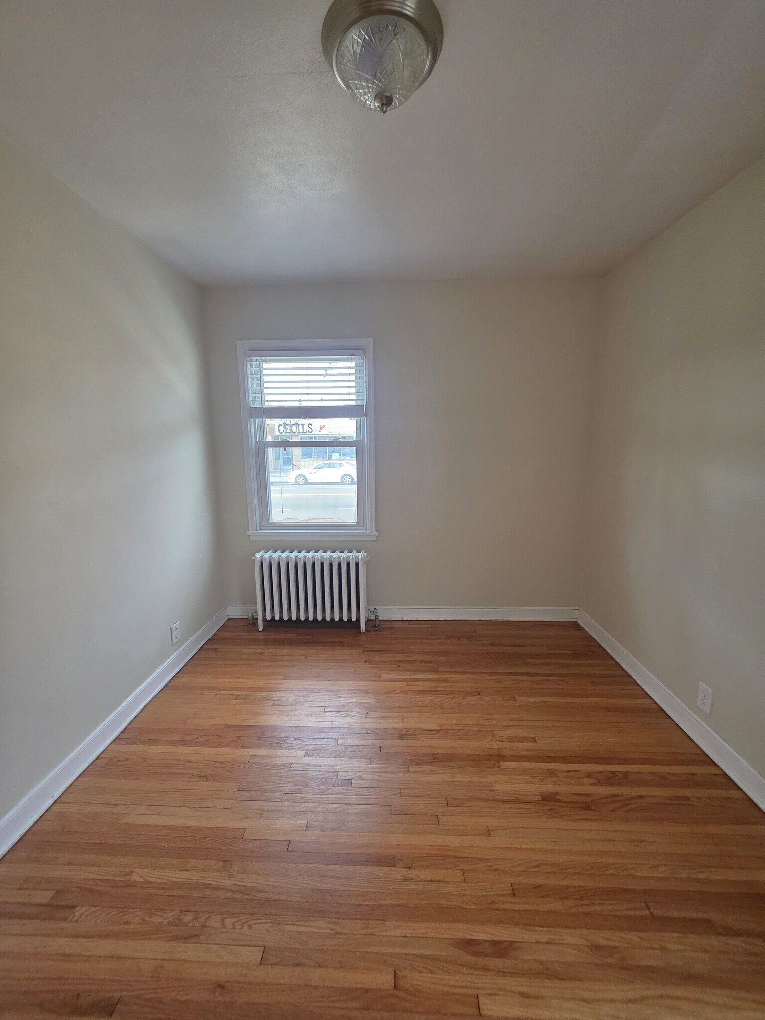 Building Photo - 2056 Bayard Ave