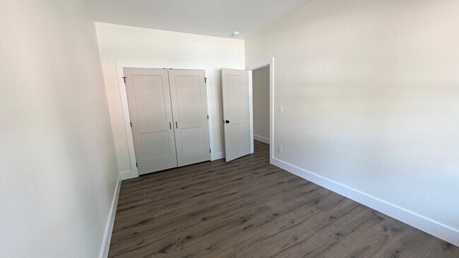 Building Photo - 2544 Selma Ave